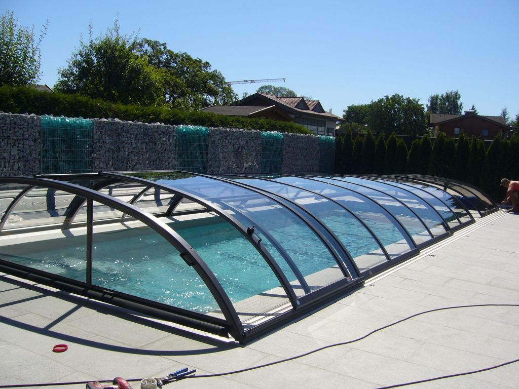 Poolbau